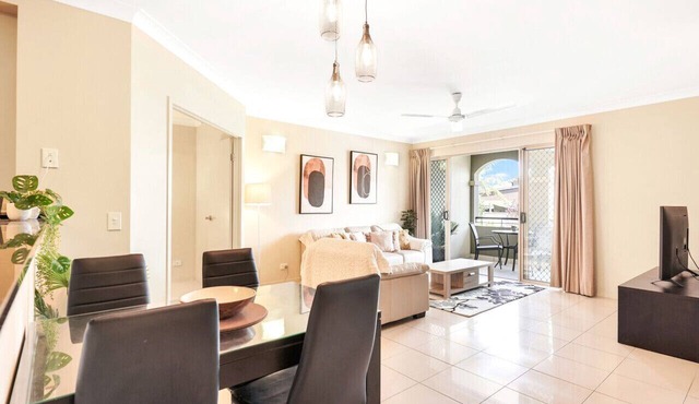 Cairns One Resort Style Living- Luxury Resort Apartment | 9 Pools | Near CBD & Esplanade