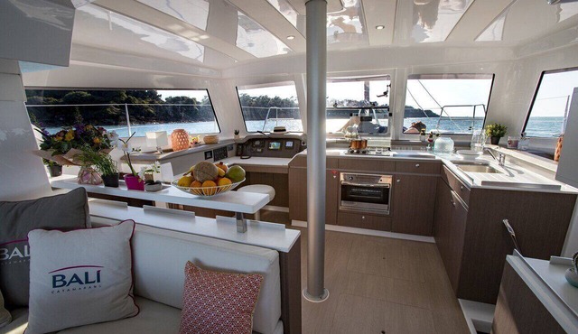Caribbean Dream: Sun-soaked Sailing Adventure from Tortola, Islas Vírgenes Británicas
