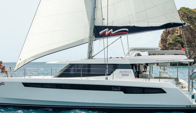 Caribbean Dream: Sun-soaked Sailing Adventure from Tortola, Islas Vírgenes Británicas