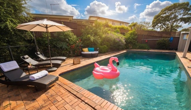 Carlingford Luxury Resort Style Retreat