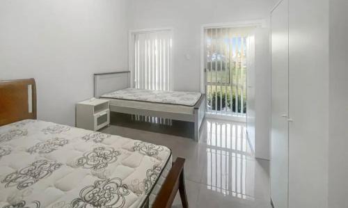 Centrally located studio in North Ryde nr bus stop