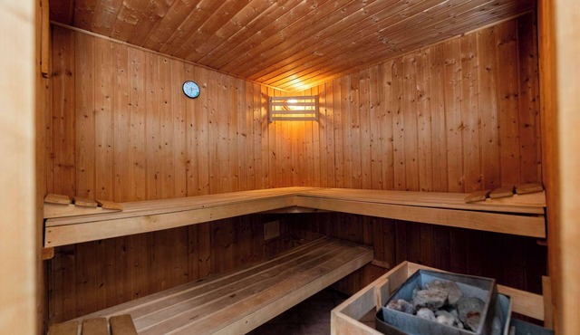 Chalet Langbethsee | Sauna | Kitchen | Ski-in/out in Ebensee