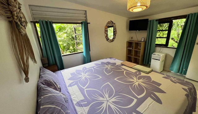 Chambre d'hôte 10 minutes from the Vai'are wharf.