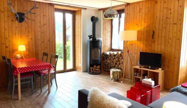 Charmant 2,5 pièces avec jardin à 2 pas du lac in Champex