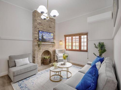 Charming 3BR Inner City Haven Highgate Hill