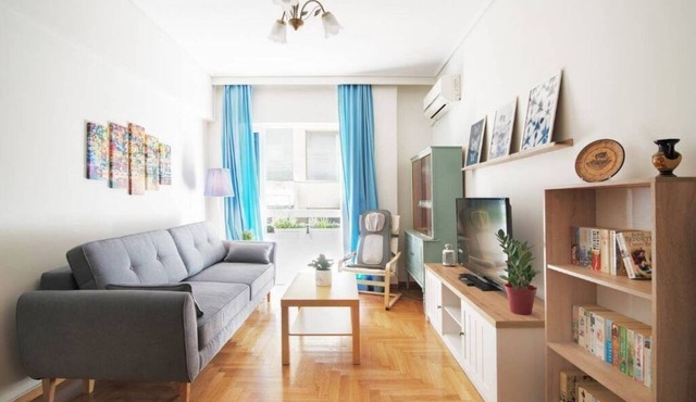 Charming and comfortable Nea Smyrni apartment