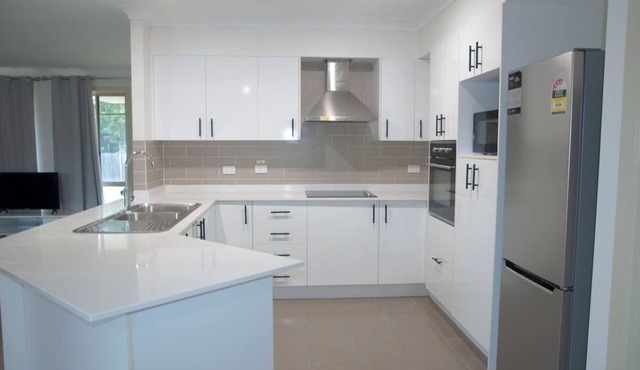 Cheerful 4 bedroom house in Upper Coomera