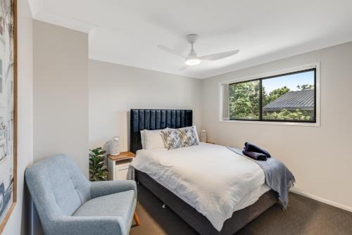 Contemporary & Convenient - City Fringe Townhouse!