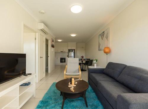 Cozy 1BR Unit in Springwood Great Location Parking