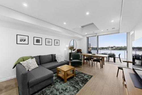 Designer 1-Bed Apartment with Balcony