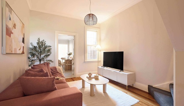 Eveleigh Heritage Escape | 4BR Urban Retreat