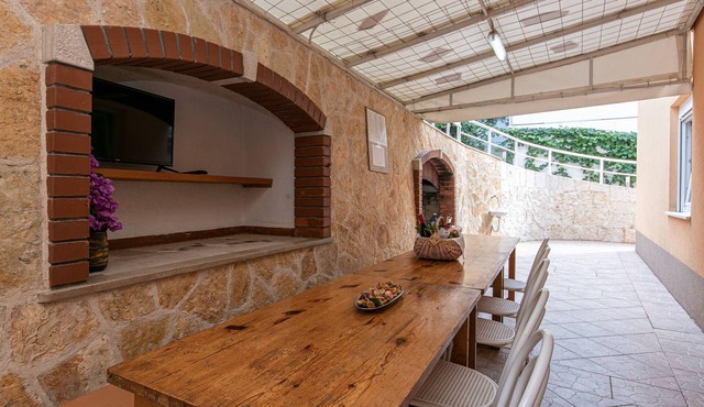 Four-bedroom apartment with terrace Gradac (Makarska) (A-5198-a)