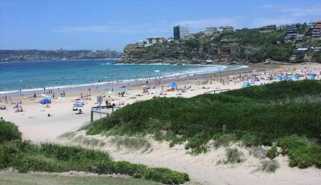 Freshwater Views Beachside 1 Bedroom Apartment