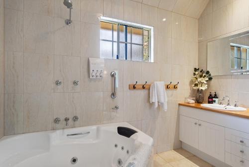 Glenrose Cottages