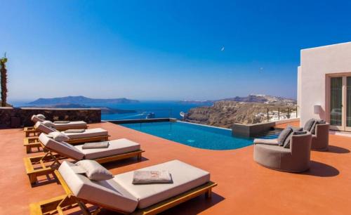 Glorious Santorini Villa Villa Imrahil 2 Bedrooms Breathtaking Sea View in Órmos Athiniós