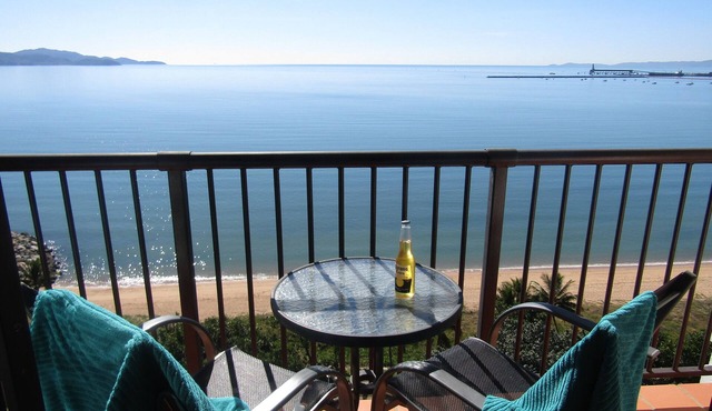 Hard to beat this top floor end unit endless views WiFi Foxtel beach front.