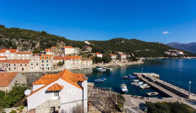 Hidden gem apartment on Island Šipan