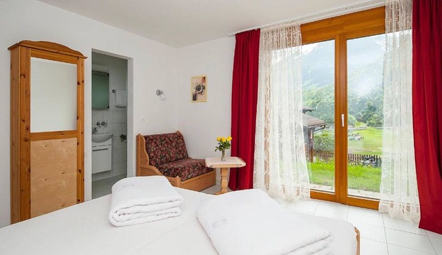 Hotel Cuntera in Medel