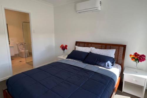 House at Flagstone Master with ensuite and AC 2 Bath