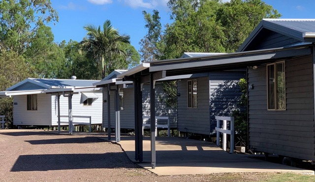Imbil Country Cabins: All Cabins - Sleeps 22