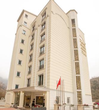 Jolnar garden hotel in Macka