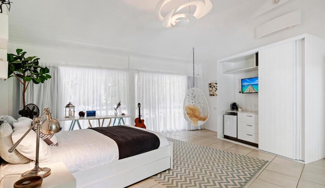 La Boheme Whitsunday