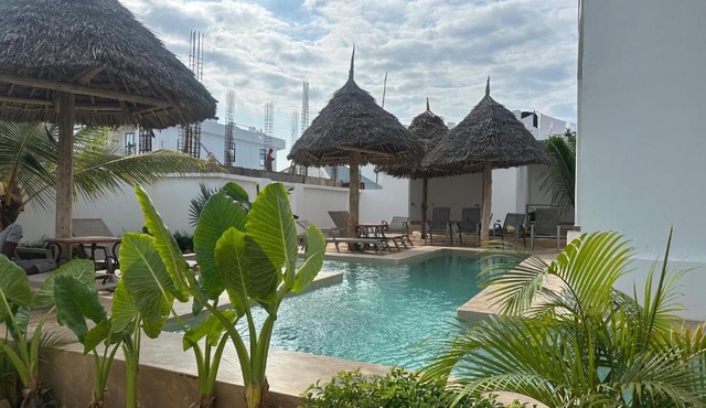 Lala salama Kendwa villas