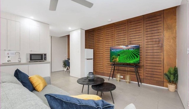 Lovely and Chic 1 bed 1 bath Apartment