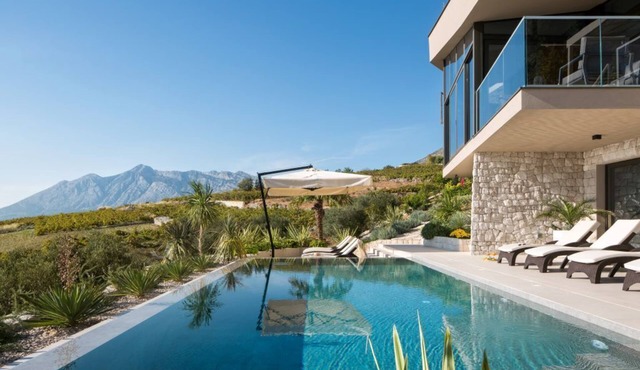 Luxurious Four Bedroom Villa with Private Pool