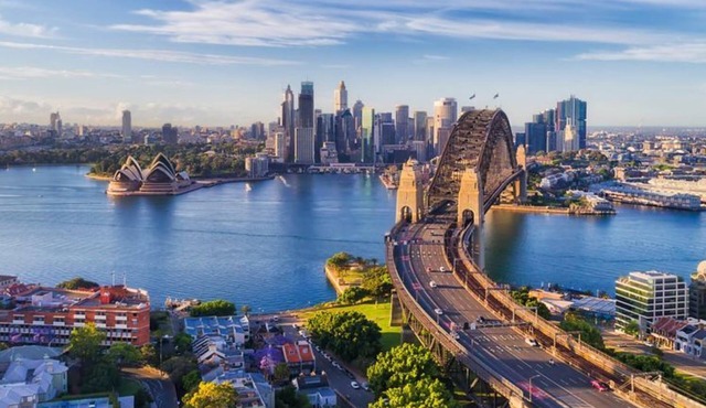 Luxury 3 Bedroom East Penthouse Apartment at Sydney CBD