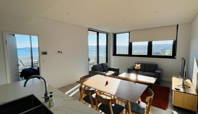 Luxury Central Gosford Apartment. Sweeping water views, pool and secure parking