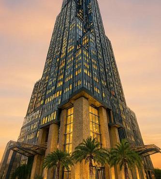 Luxury Home Landmark 81
