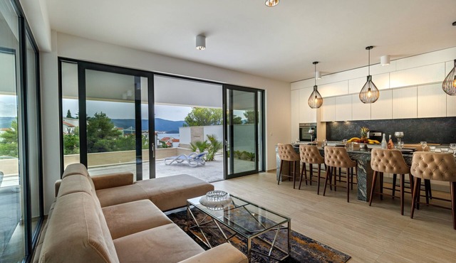 Luxus Villa Dalmatien mit Pool und Meerblick