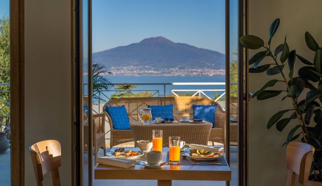 Maison Montechiaro in Vico Equense