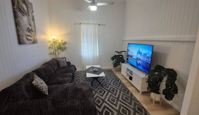 Manly retreat 4bdr incl studio