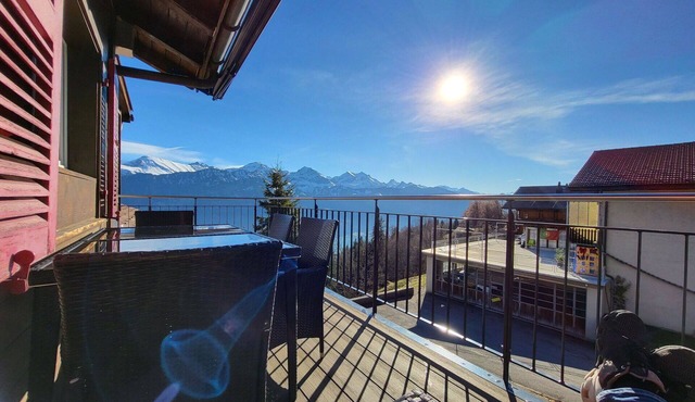 Nice apartment for 6 guests with WIFI, TV and balcony in Beatenberg