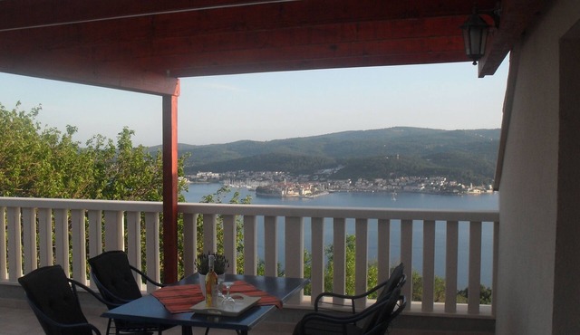 One bedroom apartment with terrace and sea view Kučište, Pelješac (A-14107-a)
