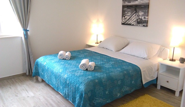 One bedroom apartment with terrace and sea view Kučište - Perna, Pelješac (A-10161-f)