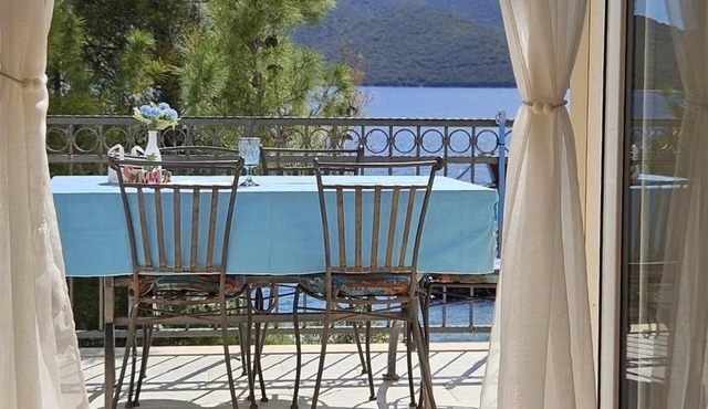 One bedroom apartment with terrace and sea view Viganj, Pelješac (A-24522-c)