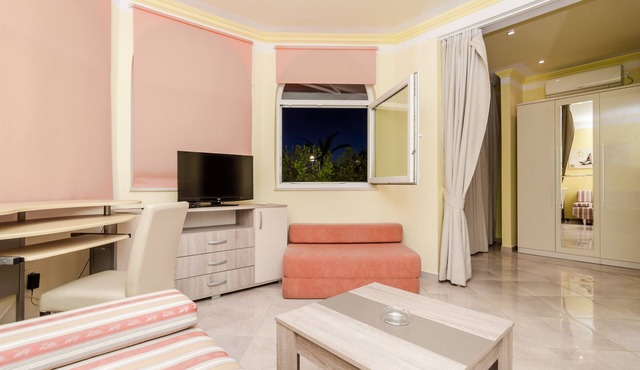 Pansion Villa Antonio - Standard Triple Room 12