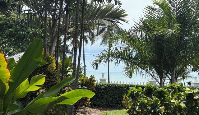 Perfect escape right at the beach with restaurants and cafes at your doorstep.