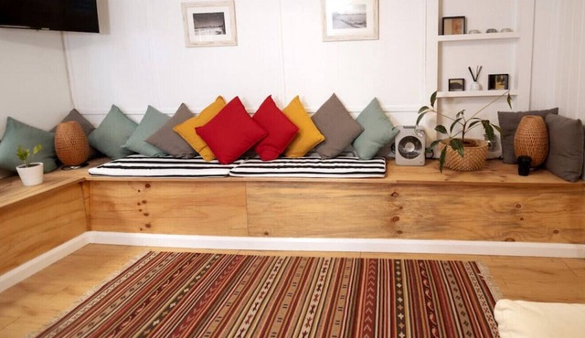 Pet Friendly Studio Apart w/t Patio Garden