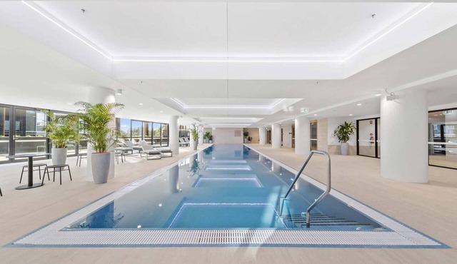 Phillip 2-Bed: Chic Interiors, Amazing Amenities in Phillip