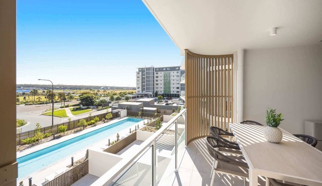Poolside 2-Bed Apartment at Lake Kawana