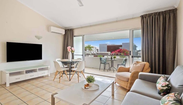 Prime Noosa Location with Pool