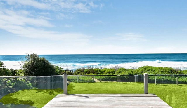 Regency Court - Absolute Beachfront