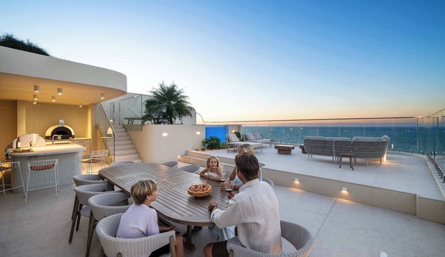 RISE | Luxury Penthouse with Pool