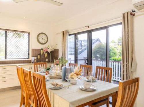 River View 5B Home near Freeway Shops Loganholme