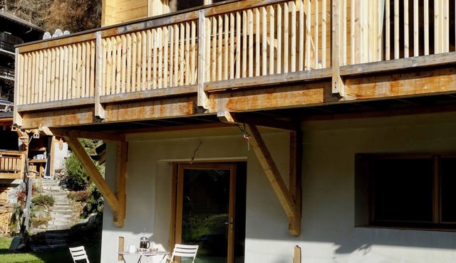 Romantic Chalet Studio - 5 Mins From the ski Lifts