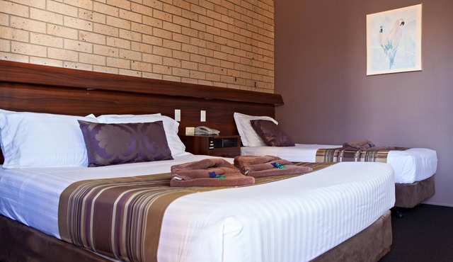 Sarina Motor Inn